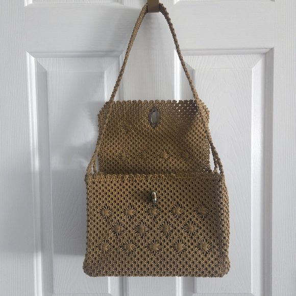 Vintage Envelope Crochet Shoulder Bag With Brass Turnlock Closure - Picture 7 of 8